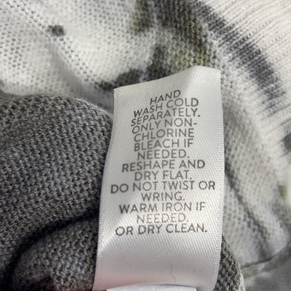 J JIll Linen Blend Long Sleeve Knit Sweater Gray Leaf Print XS - Picture 5 of 7